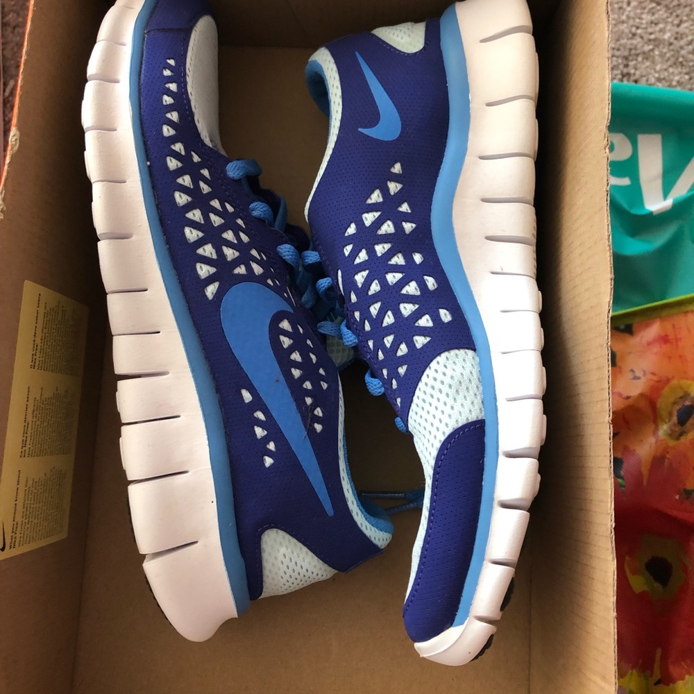 Woman’s Nike free run